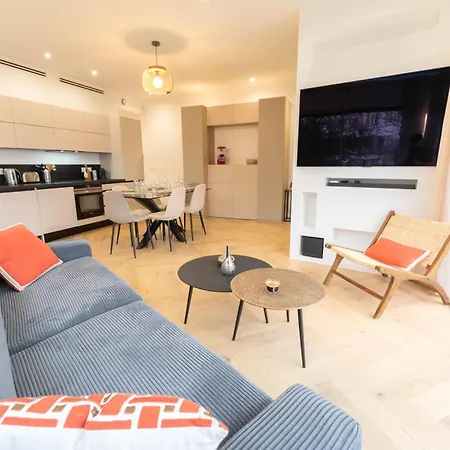 Daire Magnifique Avec Piscine Et Jardin *