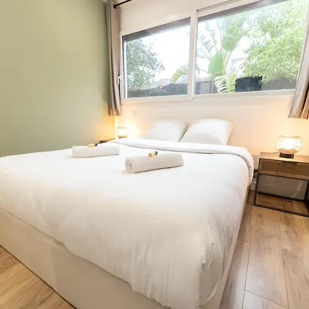 Magnifique Avec Piscine Et Jardin * Nice