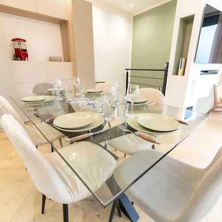 Magnifique Avec Piscine Et Jardin Daire Nice