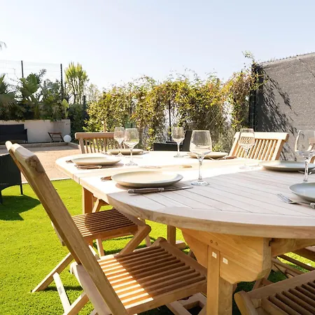 Daire Magnifique Avec Piscine Et Jardin *