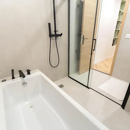 Magnifique Avec Piscine Et Jardin 公寓