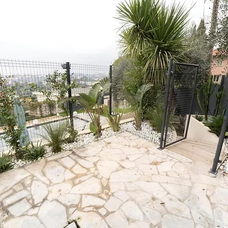 Magnifique Avec Piscine Et Jardin * 尼斯